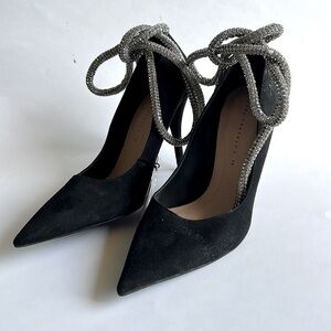 ZARA Trafaluc Black Pumps with ankle ties 39